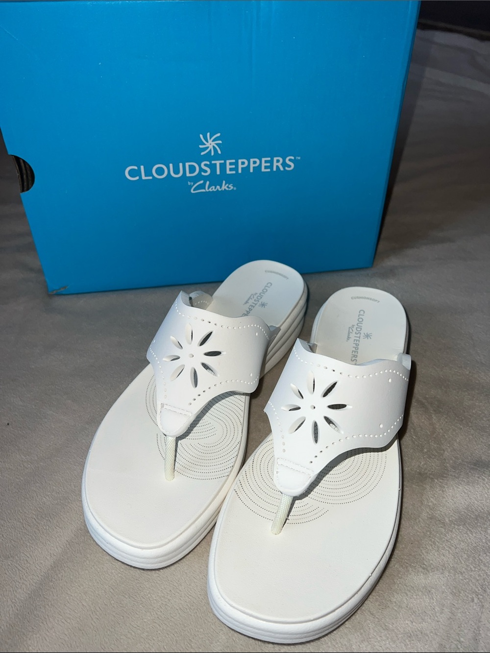 Cloudsteppers by Clarks White Floral Cutout Thong Sandals